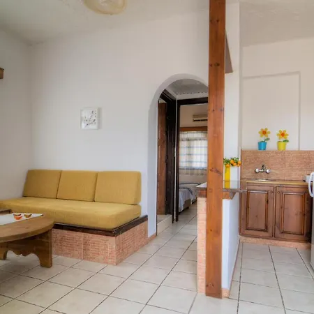 Elia & Tina * Hersonissos (Crete)