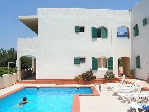 דירה Elia & Tina