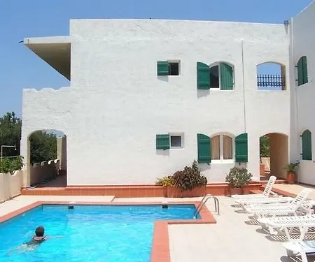 Aparthotel Elia & Tina Apartments